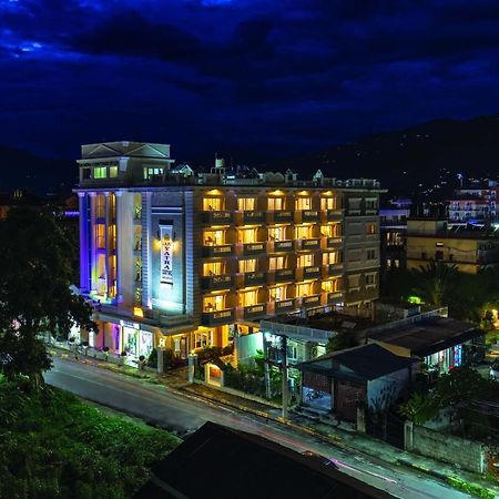 Da Yatra Courtyard Hotel Покхара Экстерьер фото