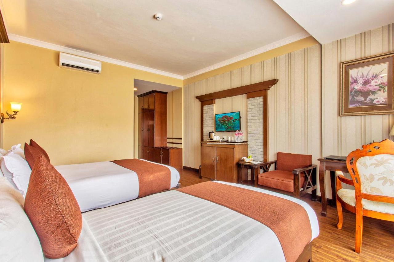Da Yatra Courtyard Hotel Покхара Экстерьер фото